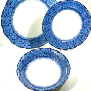 John Maddock & Sons Royal Vitreous Rialto England set of 3 plate bowl flow blue